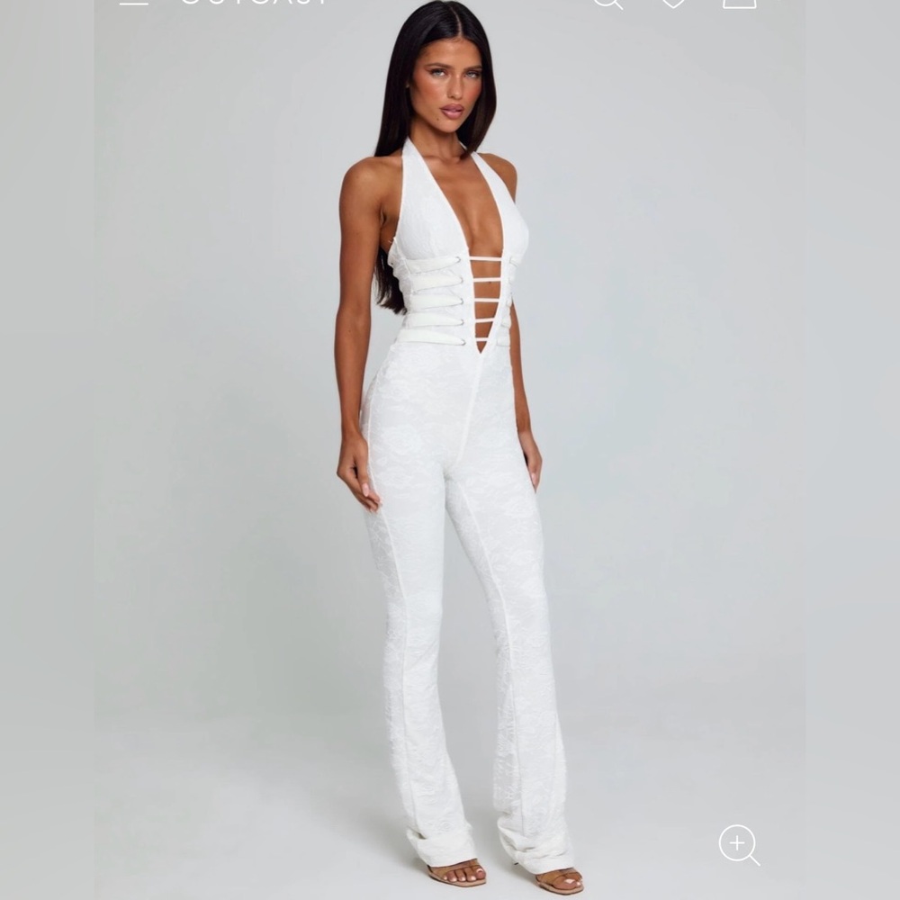 Chic White Lace Halter Jumpsuit